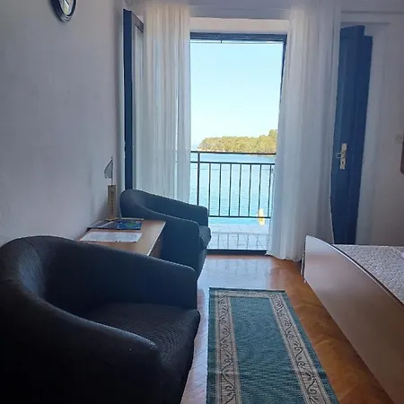 Maison d'hôtes Double 4929a Pomena